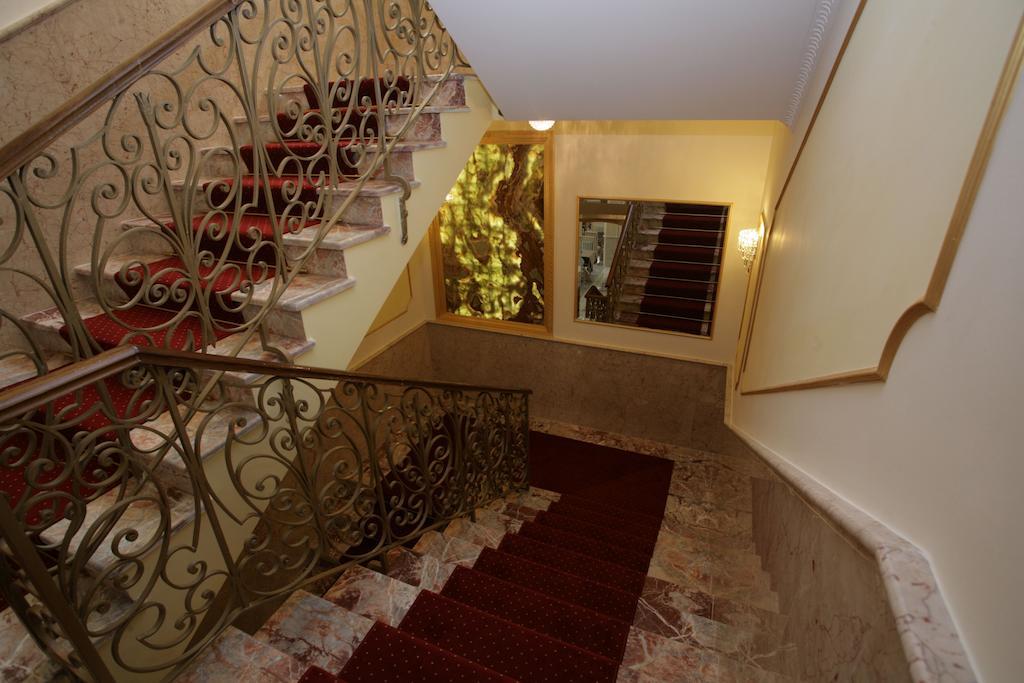 Hotel Boutique LAS Tirana Extérieur photo
